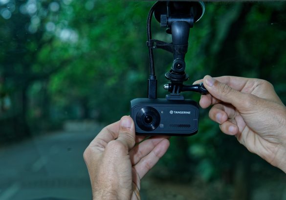 S71046982_ds1cn-585x409